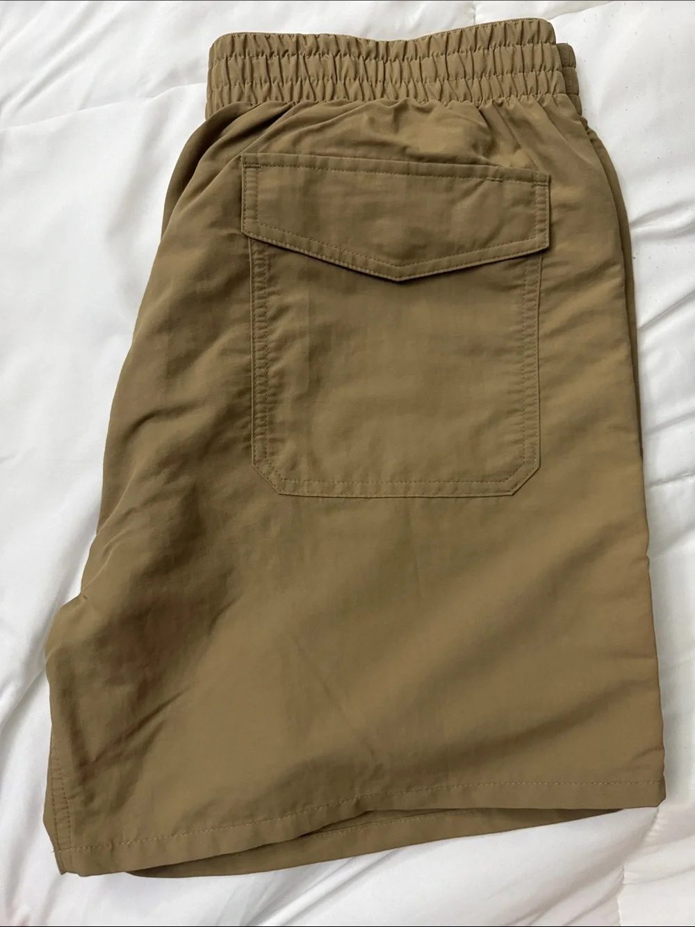 Uniqlo Men's Elastic Waist Tan Shorts